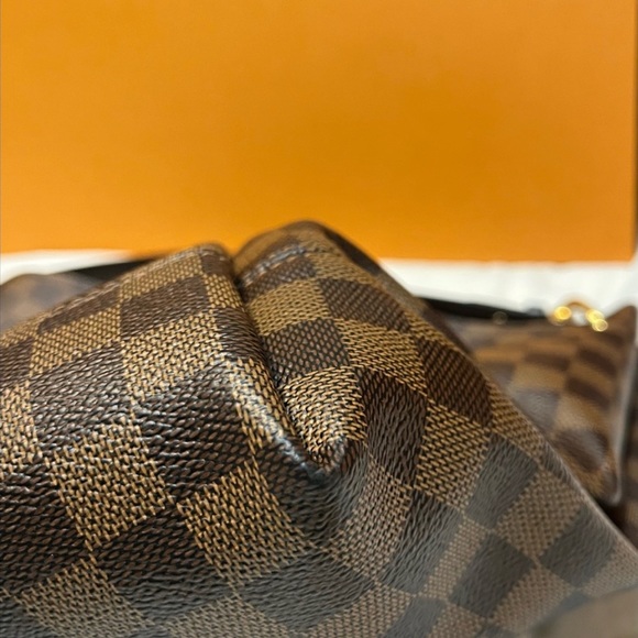 Louis Vuitton Graceful MM - Picture 10 of 15